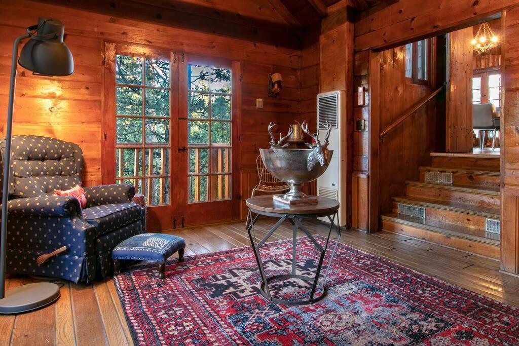 The Lodge At 11 Chimneys Idyllwild Exteriör bild