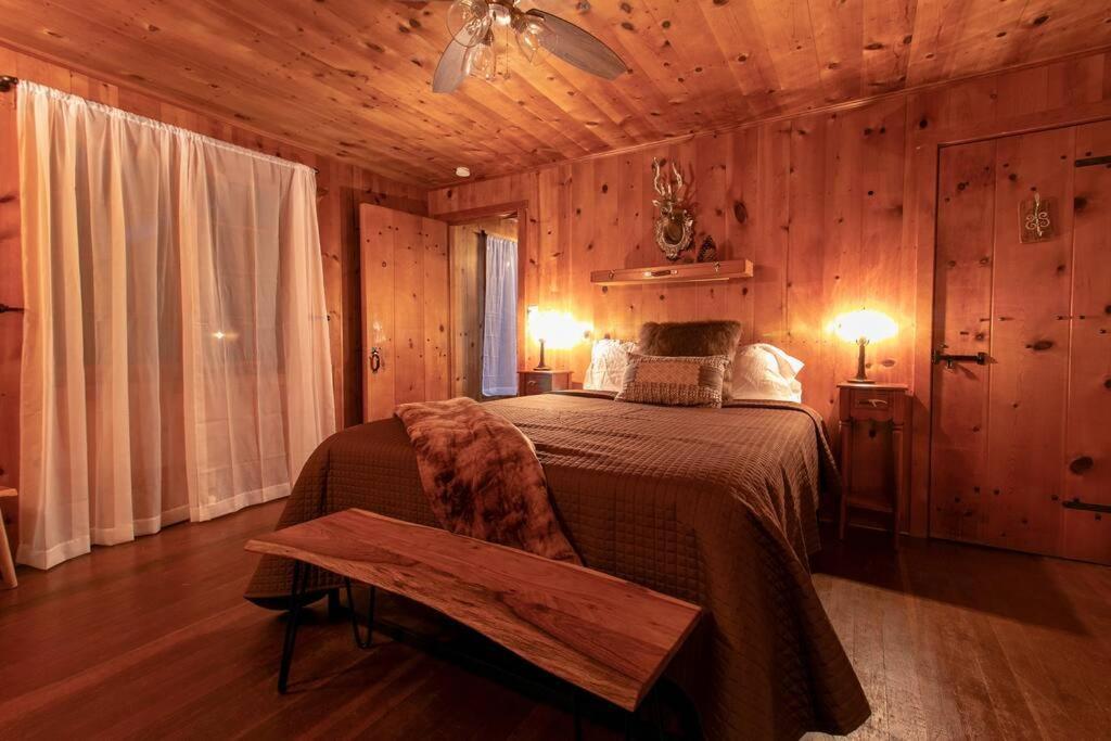 The Lodge At 11 Chimneys Idyllwild Exteriör bild