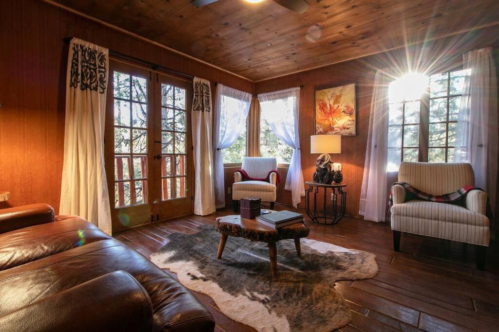 The Lodge At 11 Chimneys Idyllwild Exteriör bild