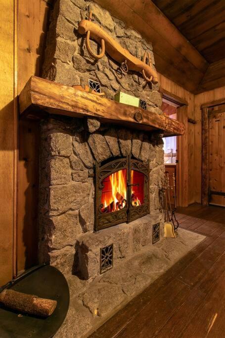The Lodge At 11 Chimneys Idyllwild Exteriör bild