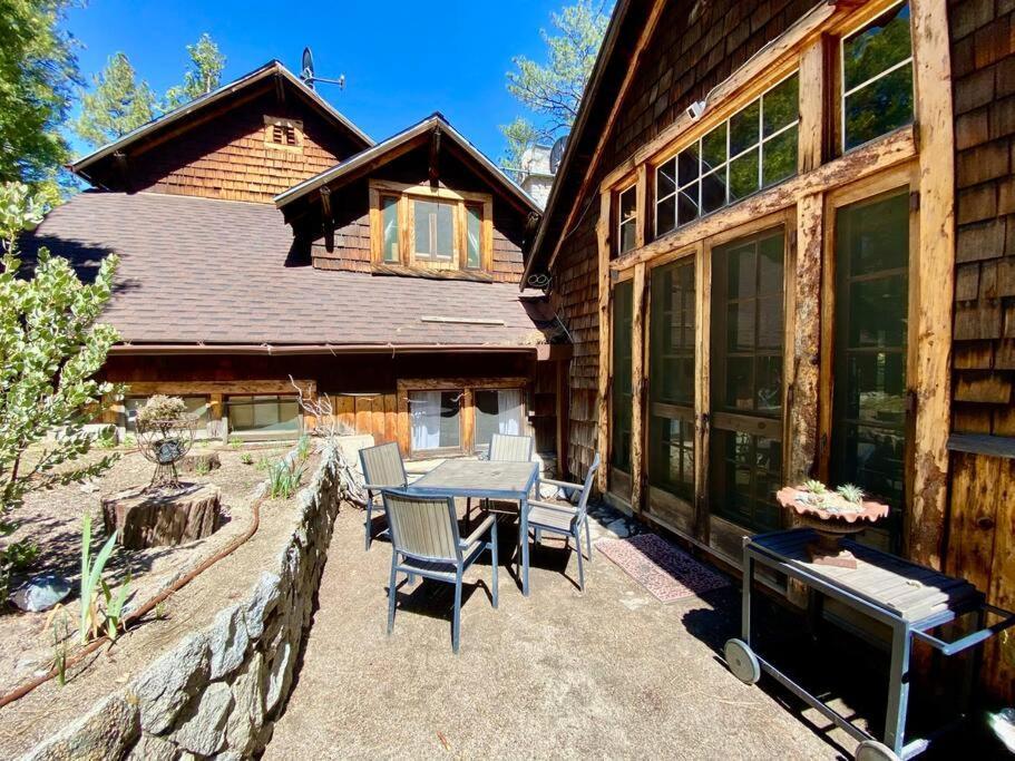 The Lodge At 11 Chimneys Idyllwild Exteriör bild
