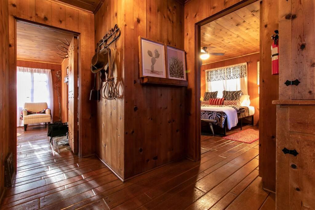 The Lodge At 11 Chimneys Idyllwild Exteriör bild