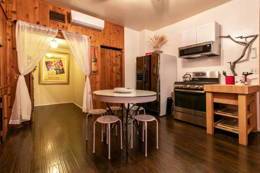 The Lodge At 11 Chimneys Idyllwild Exteriör bild